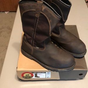 Used Men’s red wing Ramsey safety toe boots
